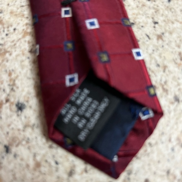 JOS. A. BANK SILK NECK TIE - Picture 4 of 4
